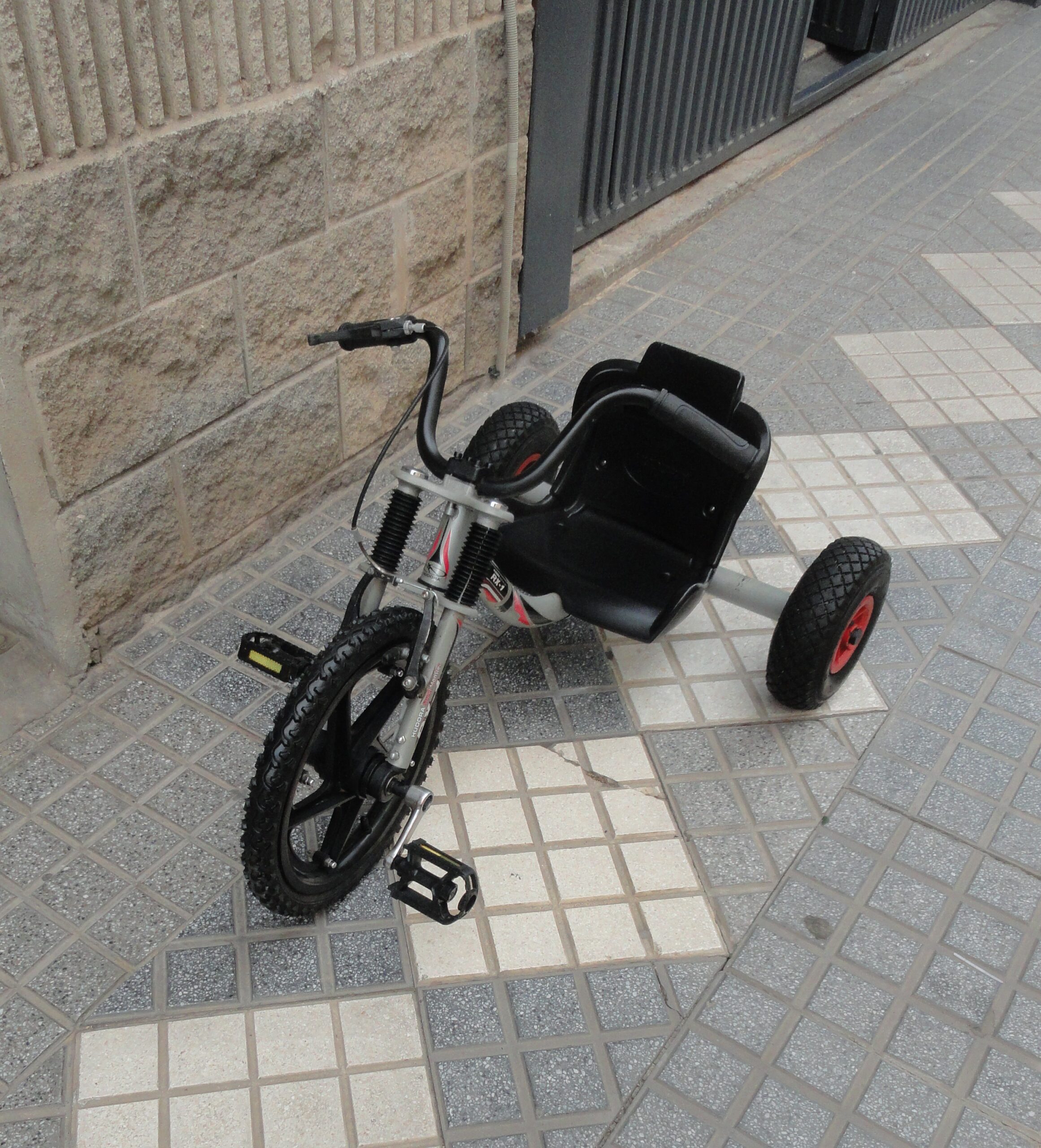 TRICICLO HUDORA RX1 HARLEY, BUEN ESTADO, MUY ORIGINAL, REVISADO, PVP 65€