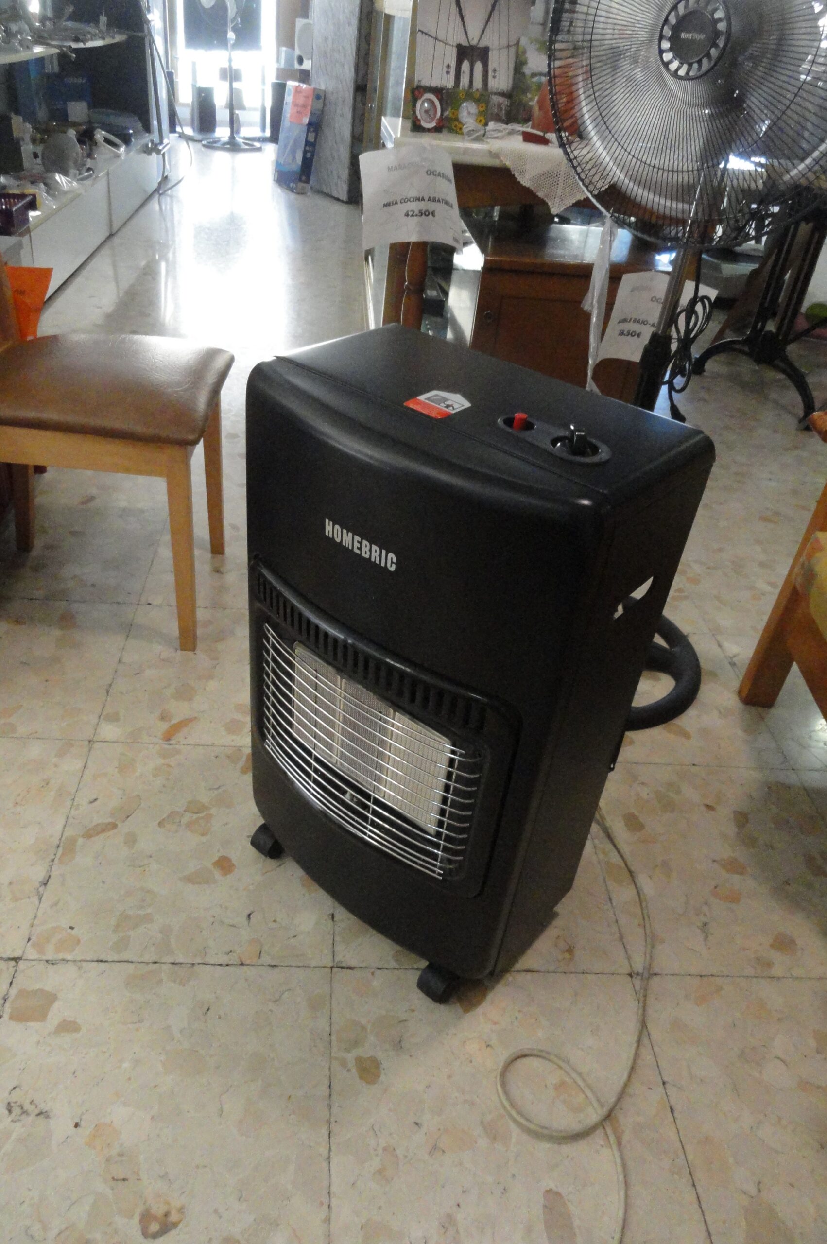 ESTUFA BUTANO HOMEBRIC, BUEN ESTADO, POCO USO, BUEN CALENTAMIENTO, PVP 42.50€