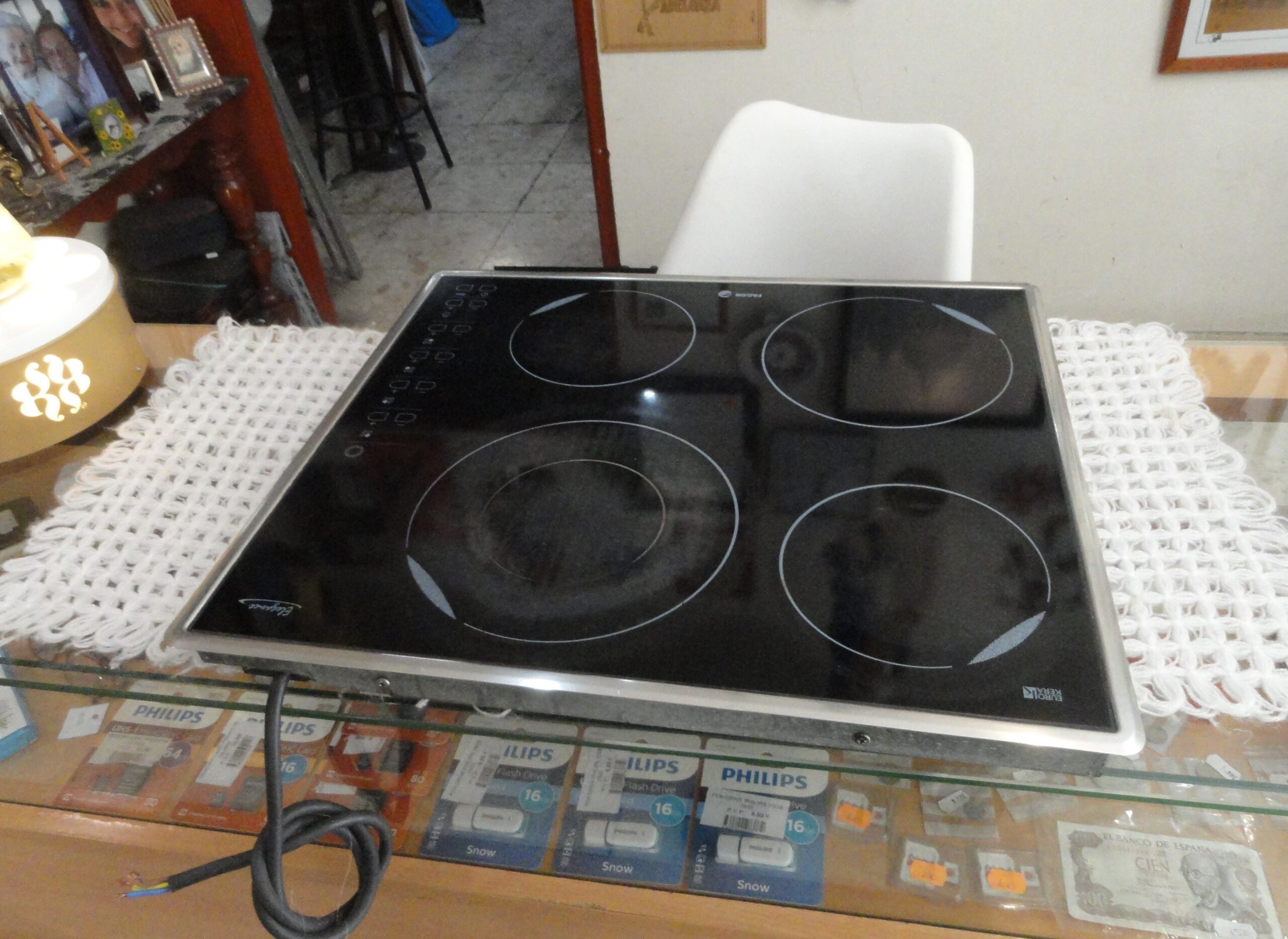 VITROCERÁMICA FAGOR ELEGANCE VTHPD1, BUEN FUNCIONAMIENTO, CON SIGNOS DE USO EN EL CRISTAL, PVP 42.50€